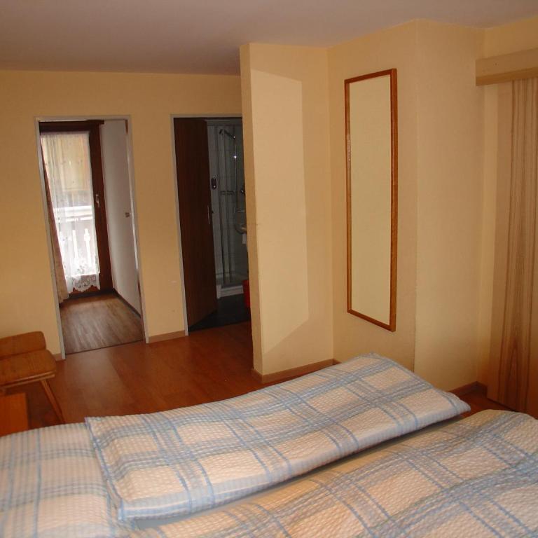 Hotel Europa Guest House - kein Personenaufzug - no elevator - Familienzimmer - 9
