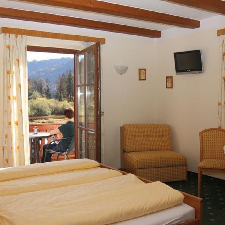 Haus Hirschpoint - Doppelzimmer mit Seeblick - 5