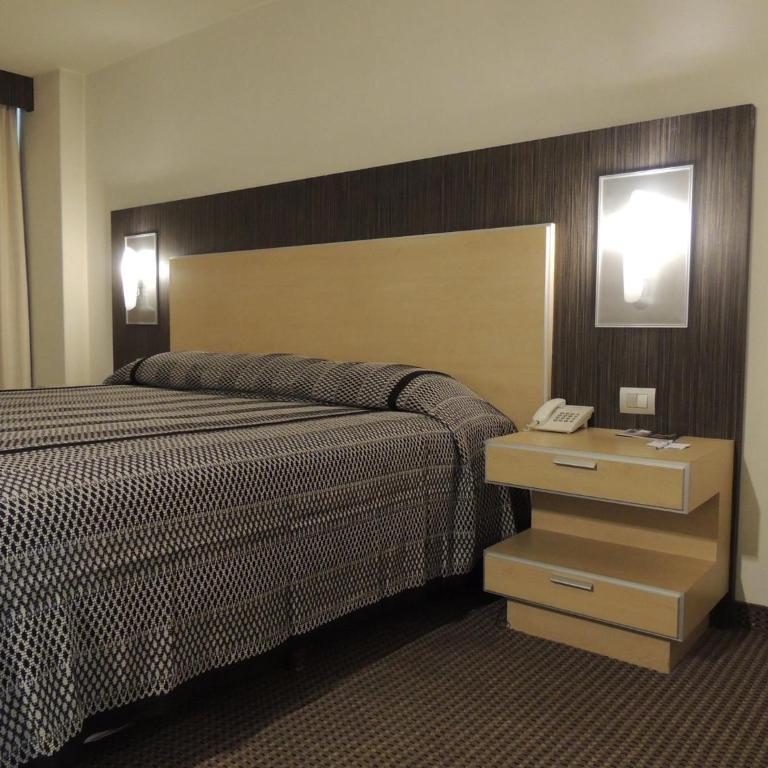 Lisboa Hotel - Double Room - 1