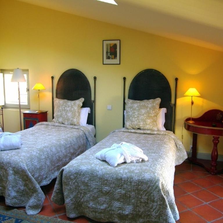 Hostellerie et la parenthese uzes - Chambre Lits Jumeaux - 1