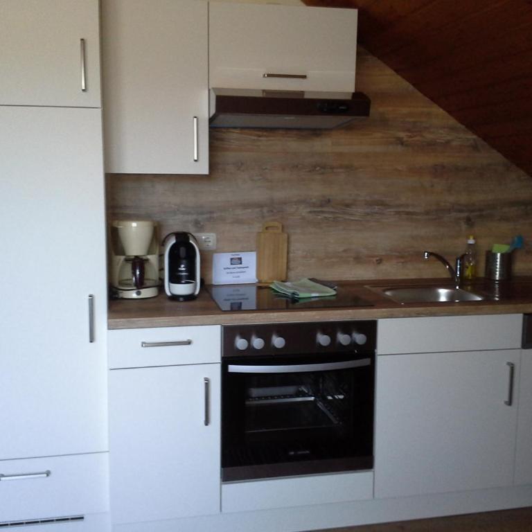 Erlebnisbauernhof Urak - Großes Apartment mit 2 Schlafzimmern und einem Balkon - 1