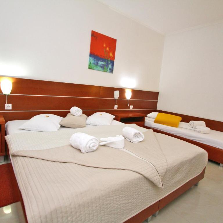 Guesthouse Villa Inn - Triple Room - 8