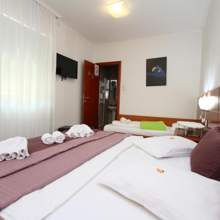 Guesthouse Villa Inn - Triple Room - 6