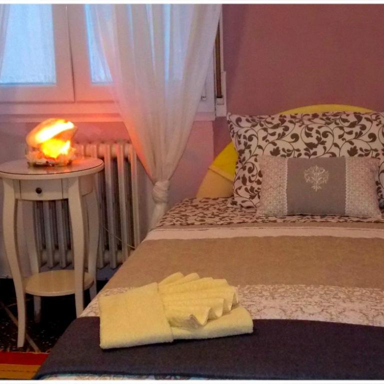 Room sweet Room - Camera Matrimoniale con Bagno in Comune - 2