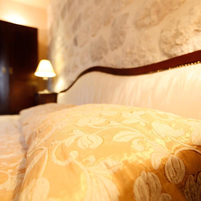 Palazzo Radomiri Heritage Boutique Hotel - Deluxe Suite - 6