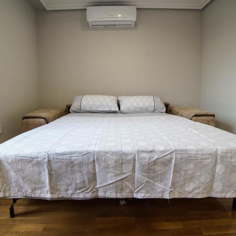 Apartments Madrid Principe 2 - Penthouse Apartment with Terrace - 12