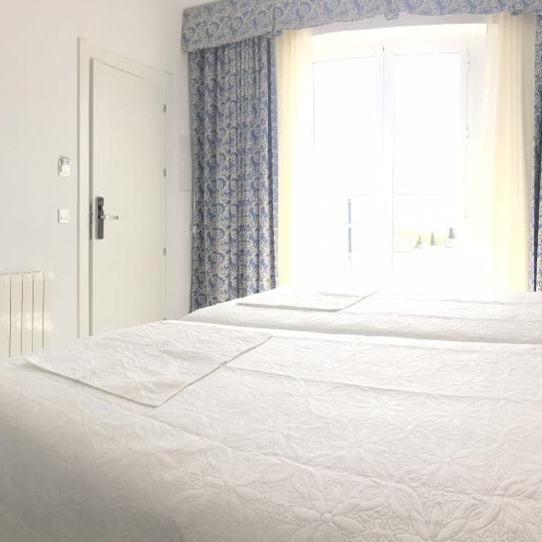 Hotel Don Miguel - Habitación Doble Superior con balcón - 10