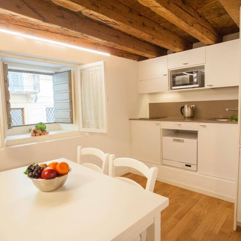Italianflat - Palazzo Rizzardi - Appartamento su 2 Livelli - 10