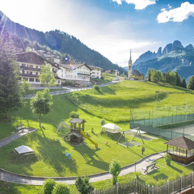 Hotel Alpe - Camera Matrimoniale con Vista Montagna - 2