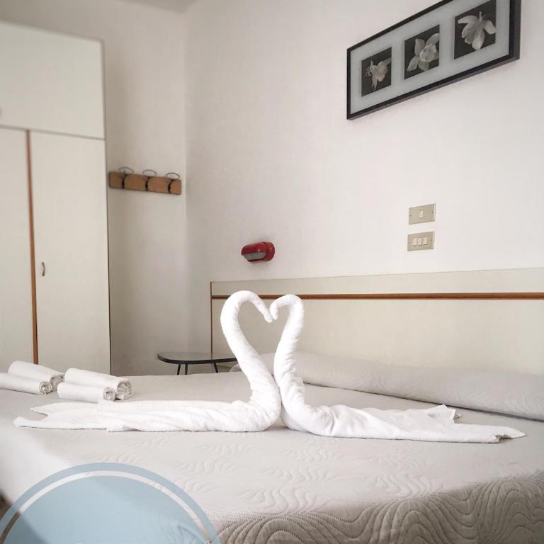 Hotel Graziana - Double or Twin Room with Balcony - 1