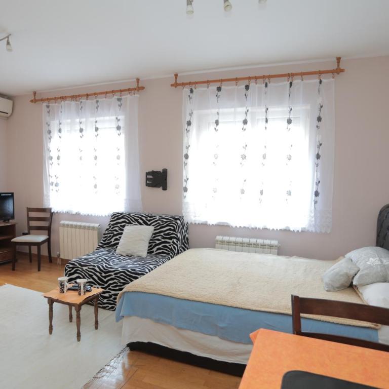Apartments Leon - Studio sa Terasom - 1