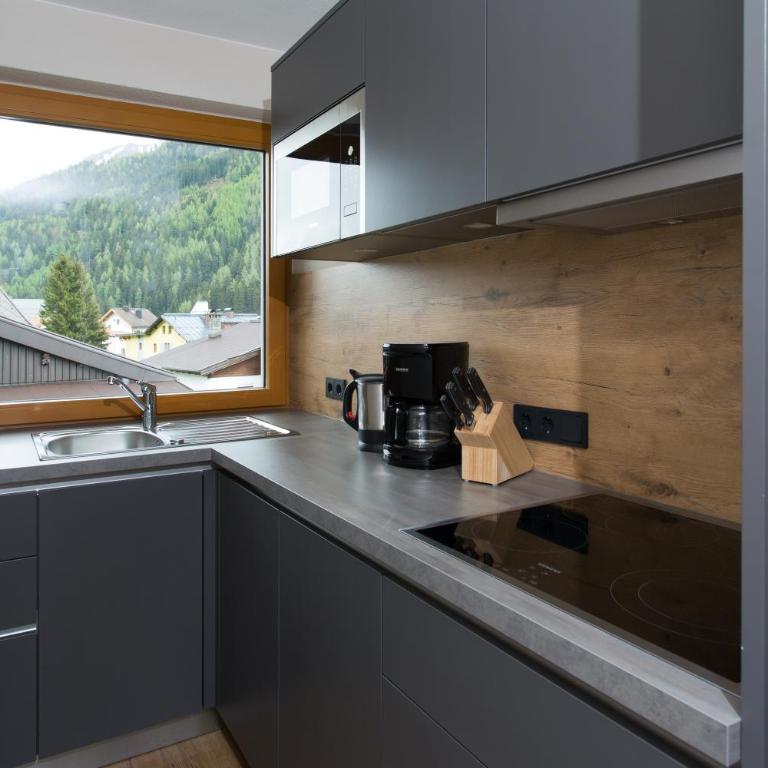Apart Val Sula - Apartment mit Balkon - 4
