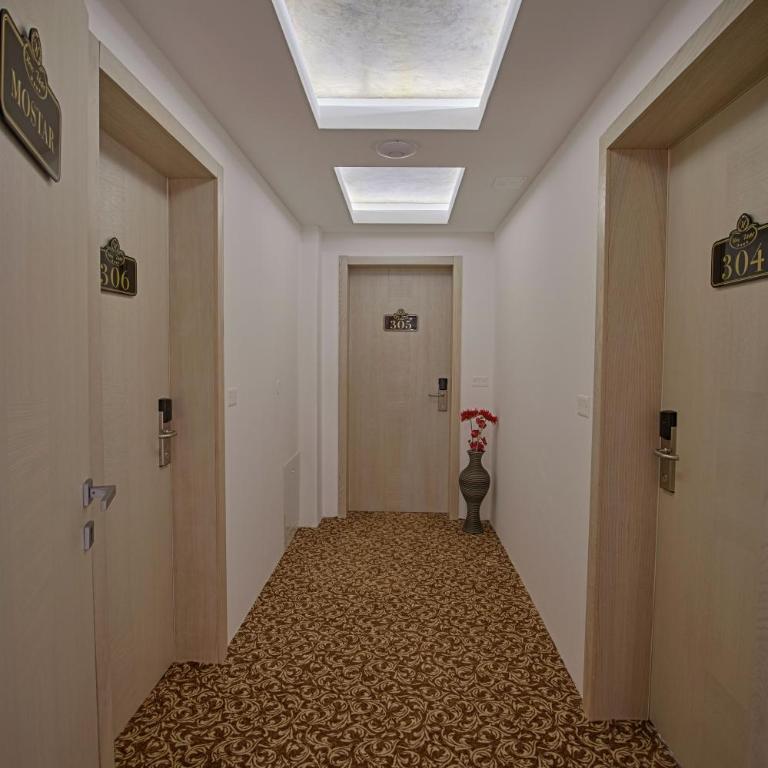 New Hotel - Standard Three-Bedroom Suite - 4