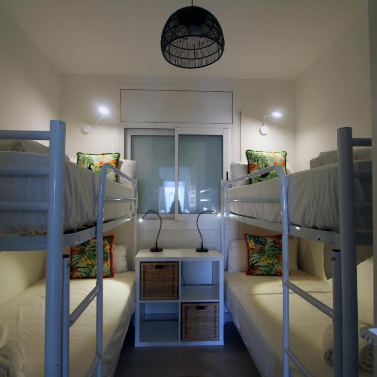 Casa Acacia Mar - Three-Bedroom House - 33