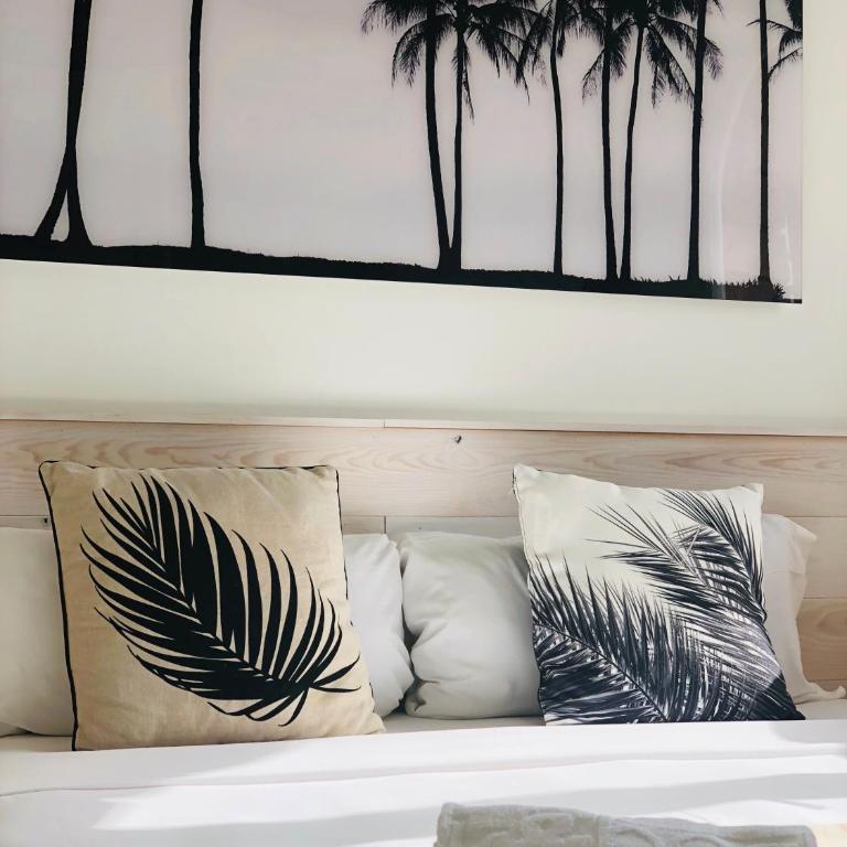 Casa Acacia Mar - Three-Bedroom House - 34