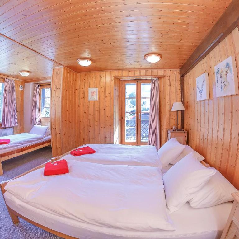 Guest House du Grand Paradis - On Piste - Chambre Triple avec Salle de Bains Privative Séparée et Terrasse - 1
