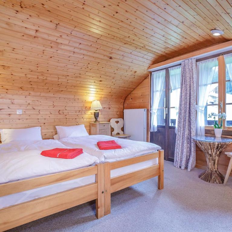Guest House du Grand Paradis - On Piste - Loft Deluxe Chambre Triple avec Balcon - 2
