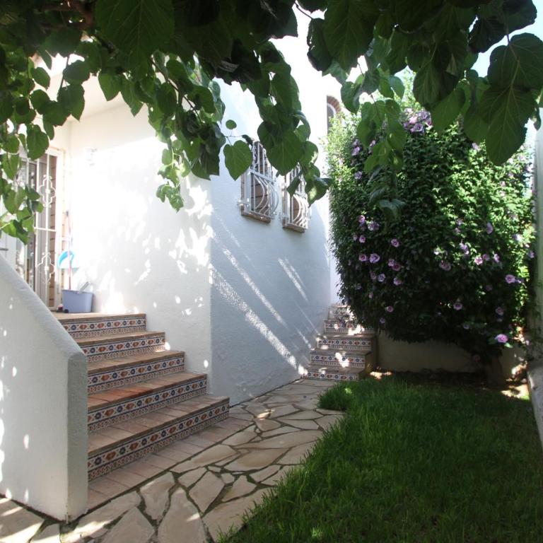 Casa Acacia Mar - Three-Bedroom House - 65
