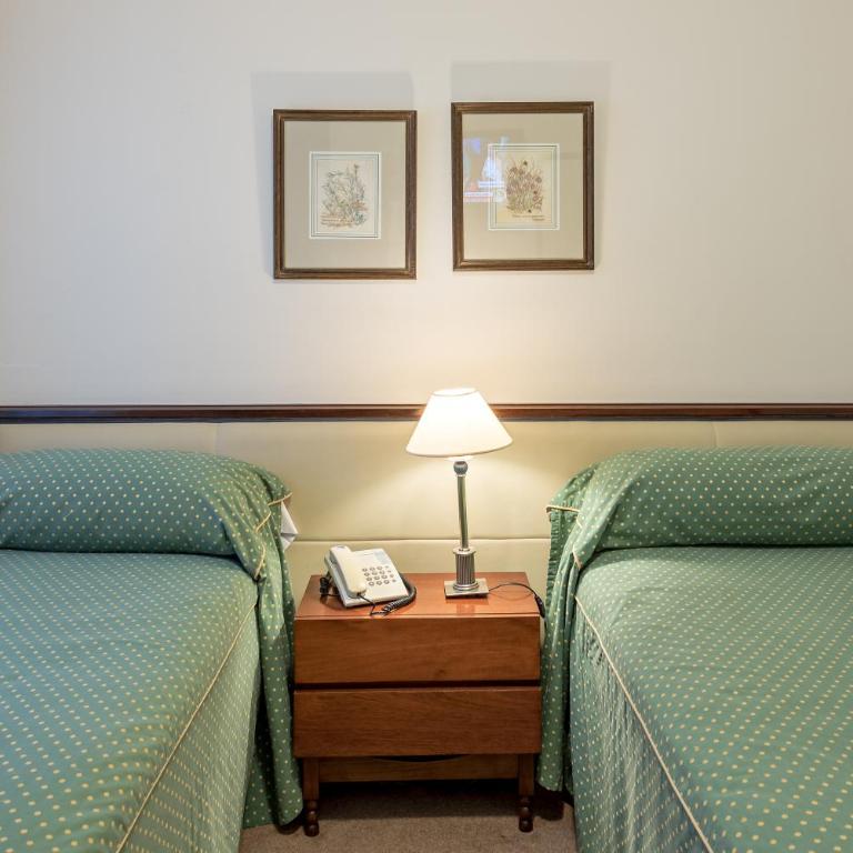 Hotel Presidente - Habitación Doble Estándar - 2 camas - 3