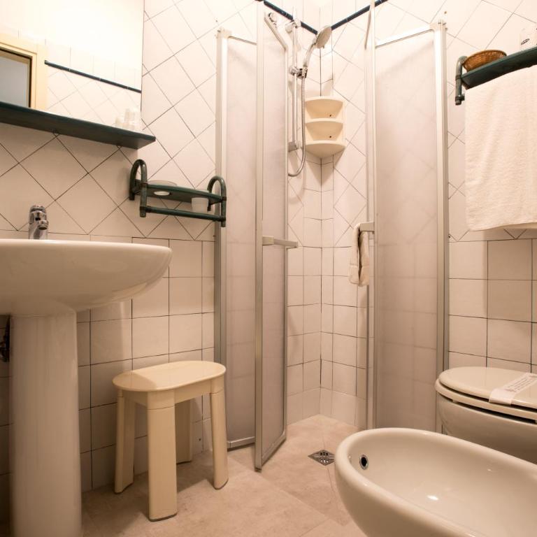 Hotel Kyrton - Camera Singola Budget - 3