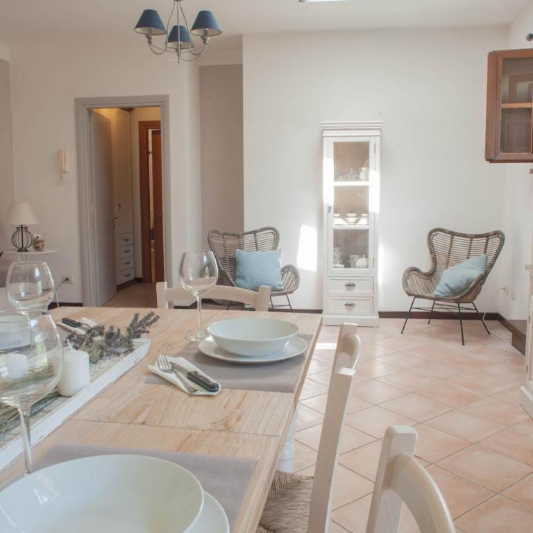 CASALE LA FATA -tipico toscano immerso nelle colline tra Lucca e Versilia, 6 appartamenti indipendenti - Apartment mit 1 Schlafzimmer - 8