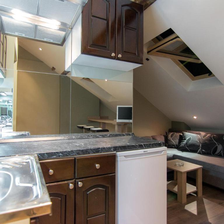 Central Park Apartments - Duplex Studio - 7