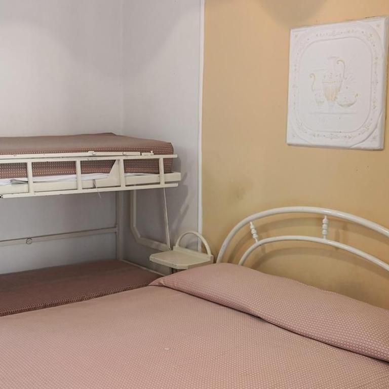 Villaggio "Camping Pompei" Bungalow - Camera Quadrupla - 1