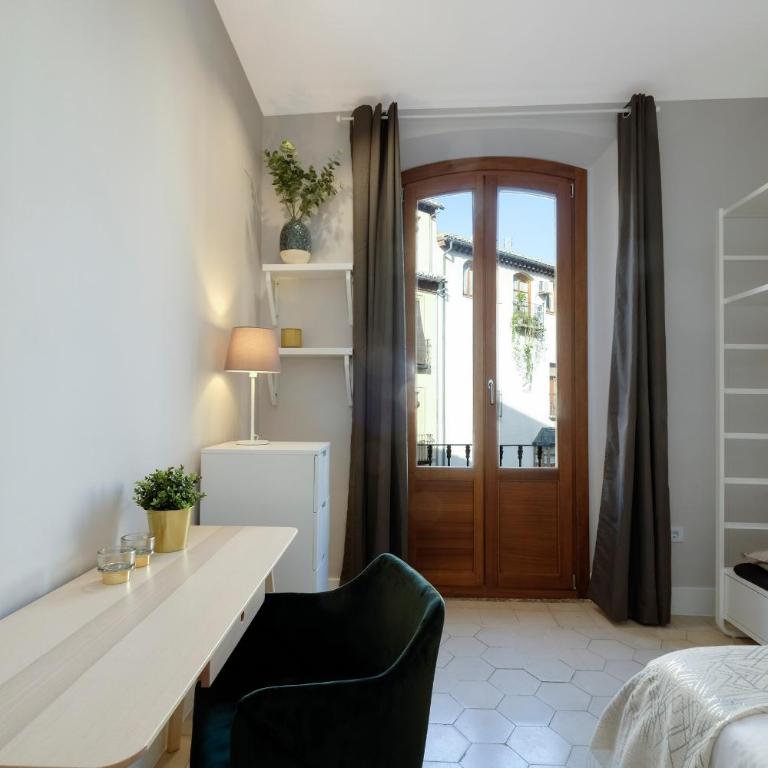 tuGuest Placeta de San Gil Apartments - Two-Bedroom Apartment - 9