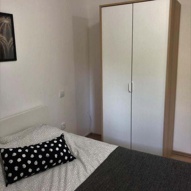 Small & Sweet Apartments - Apartman - 3