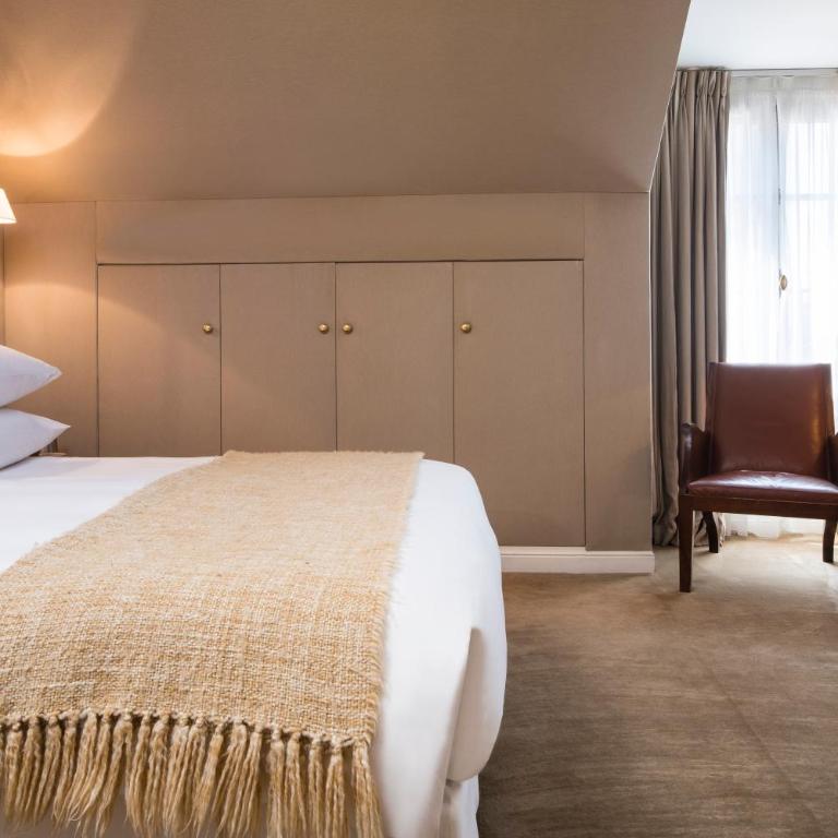Hôtel du Danube Saint Germain - Chambre Double Supérieure avec Balcon - 1