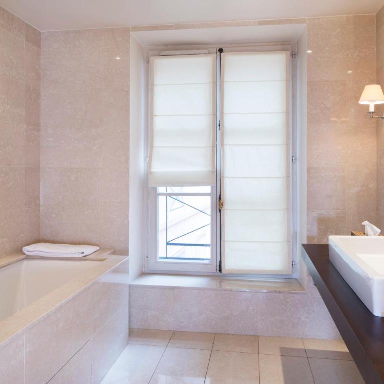 Hôtel du Danube Saint Germain - Chambre Lits Jumeaux Prestige - 2
