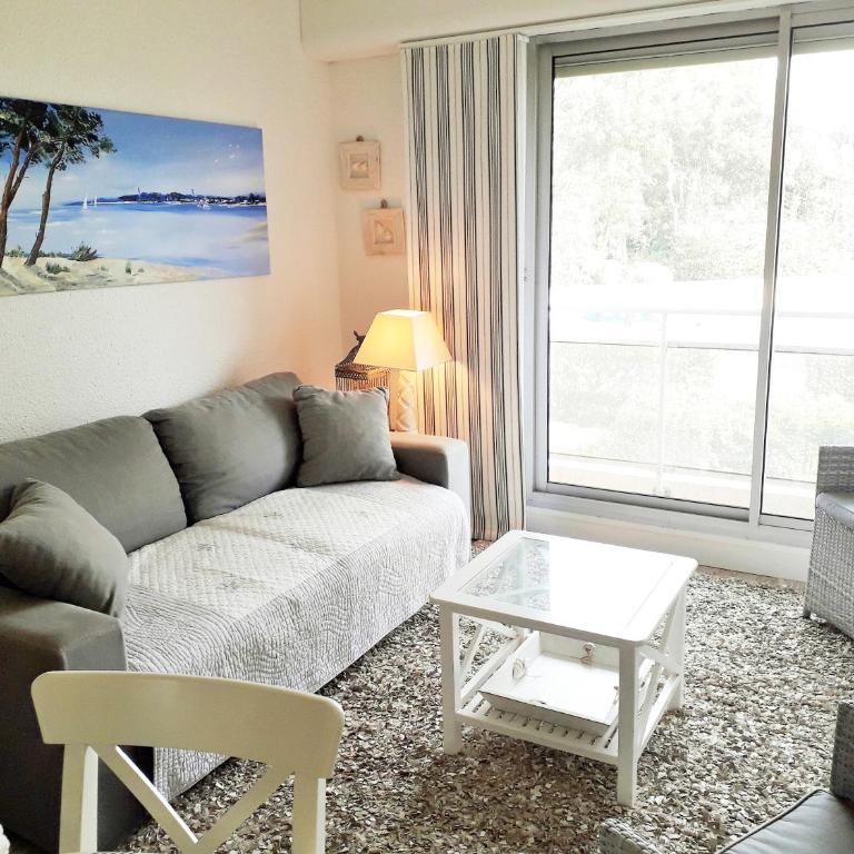 B13 Appartement avec Parking proche Plage - One-Bedroom Apartment - 1