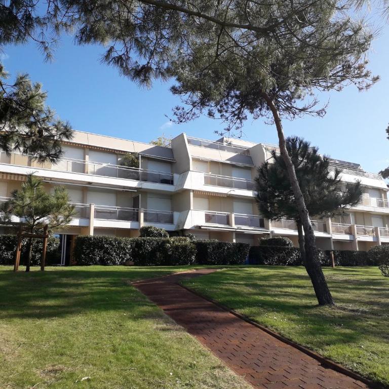 B13 Appartement avec Parking proche Plage - One-Bedroom Apartment - 5