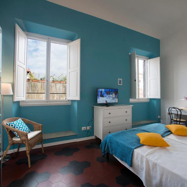 Florence Oasis - Deluxe Double or Twin Room - 6