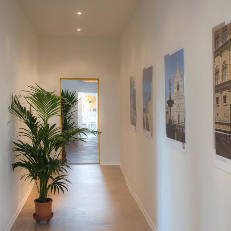 Florence Oasis - Deluxe Double or Twin Room - 3