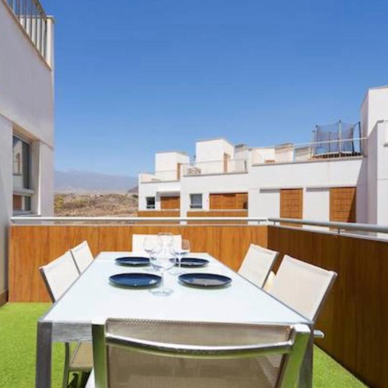 Sea View Apartment in El Médano with pool & private parking space - Apartamento con vistas al mar - 10