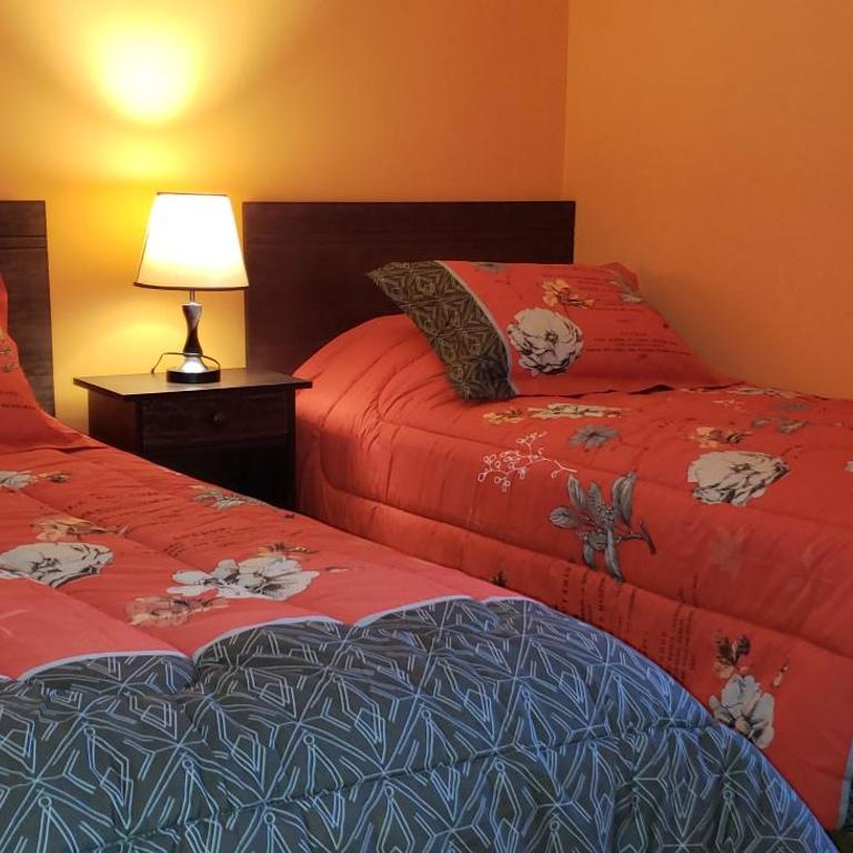 Hostal Nataly - Twin Room with Private Bathroom - 10