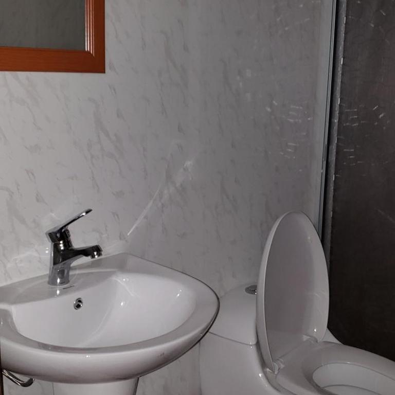Hostal Nataly - Twin Room with Private Bathroom - 9