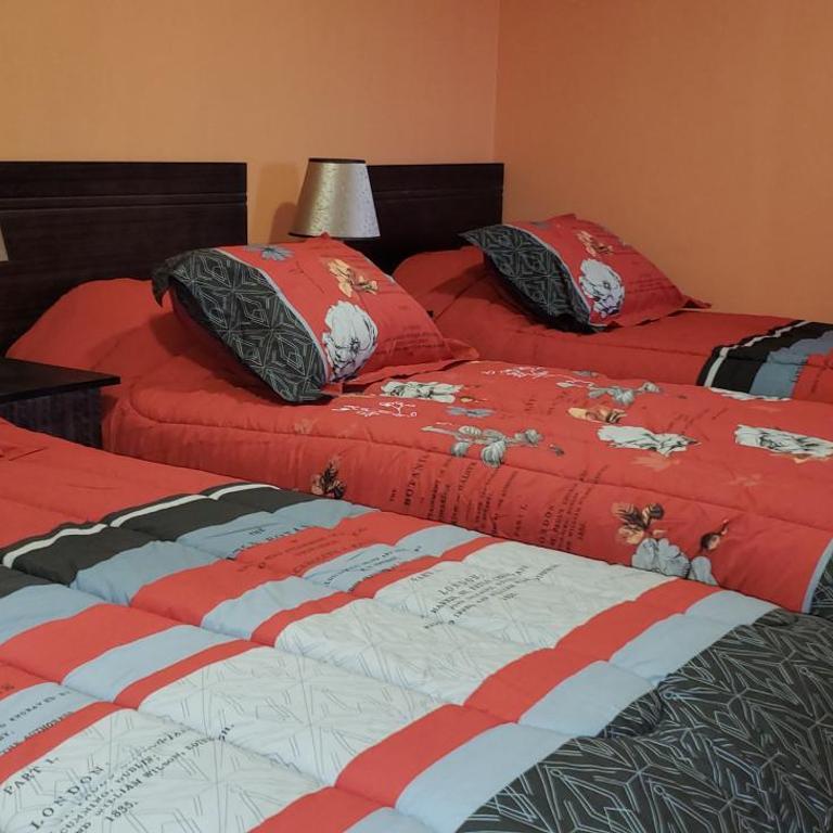 Hostal Nataly - Triple Room with Private Bathroom - 4