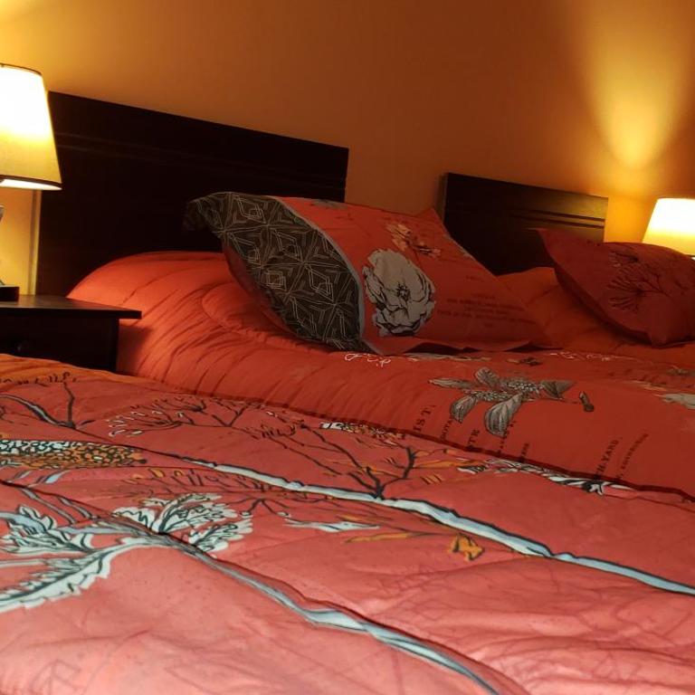 Hostal Nataly - Quadruple Room with Private Bathroom - 3