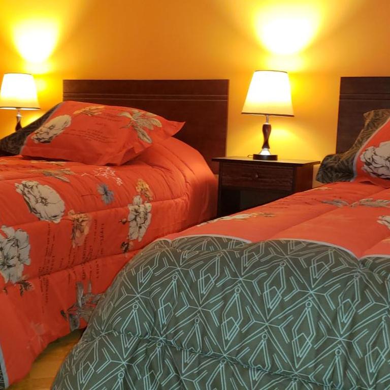 Hostal Nataly - Twin Room with Private Bathroom - 5