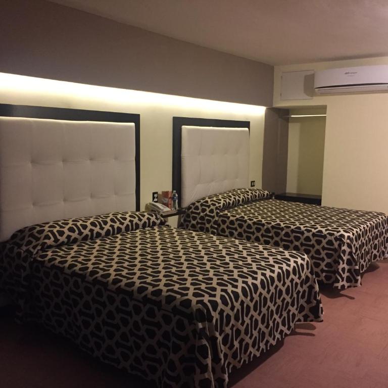 Hotel Essen's - Double Room With Two Double Beds with Sea View - 7