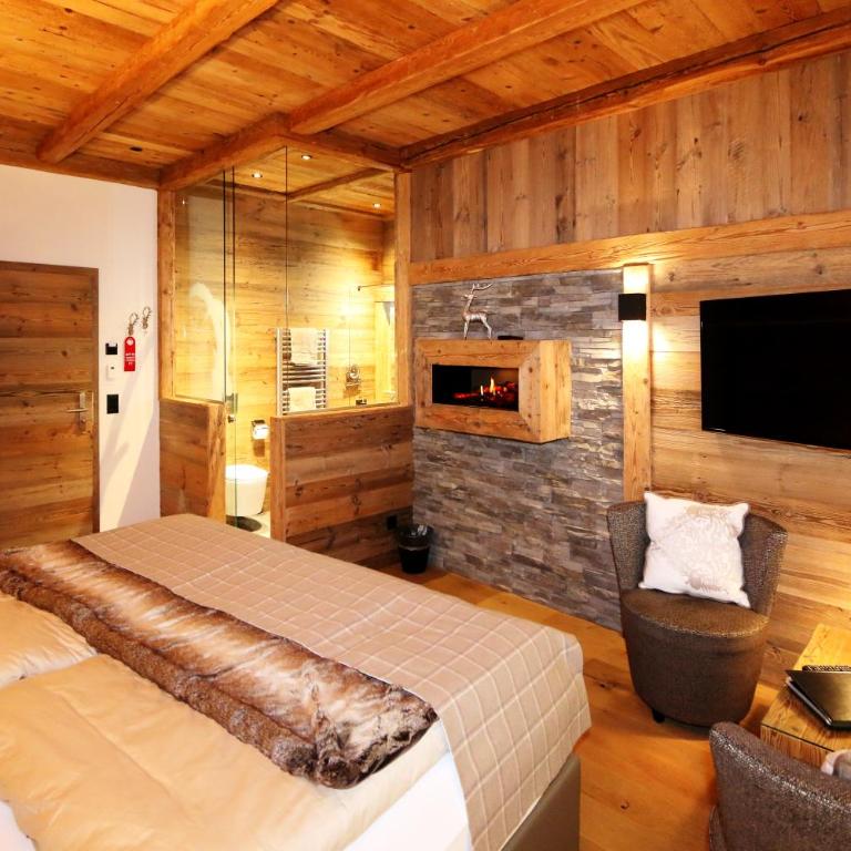 Amber Ski-in/out Hotel & Spa - Deluxe Zimmer mit Kingsize-Bett - 2