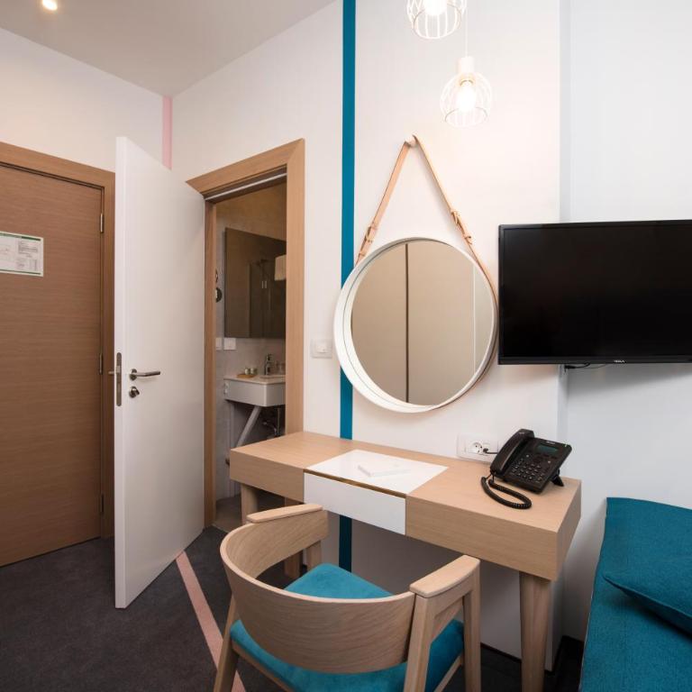 City Nest Modern & Cozy Suites - Economy Dvokrevetna Soba sa Bračnim Krevetom - 2