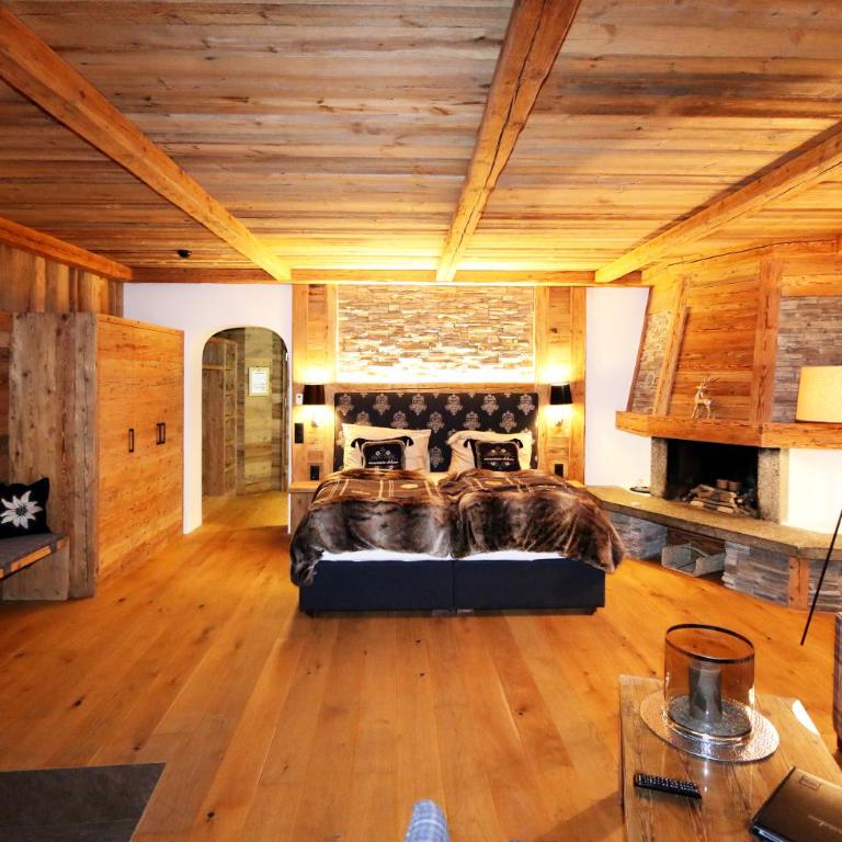 Amber Ski-in/out Hotel & Spa - Deluxe Suite mit Kingsize-Bett - 5