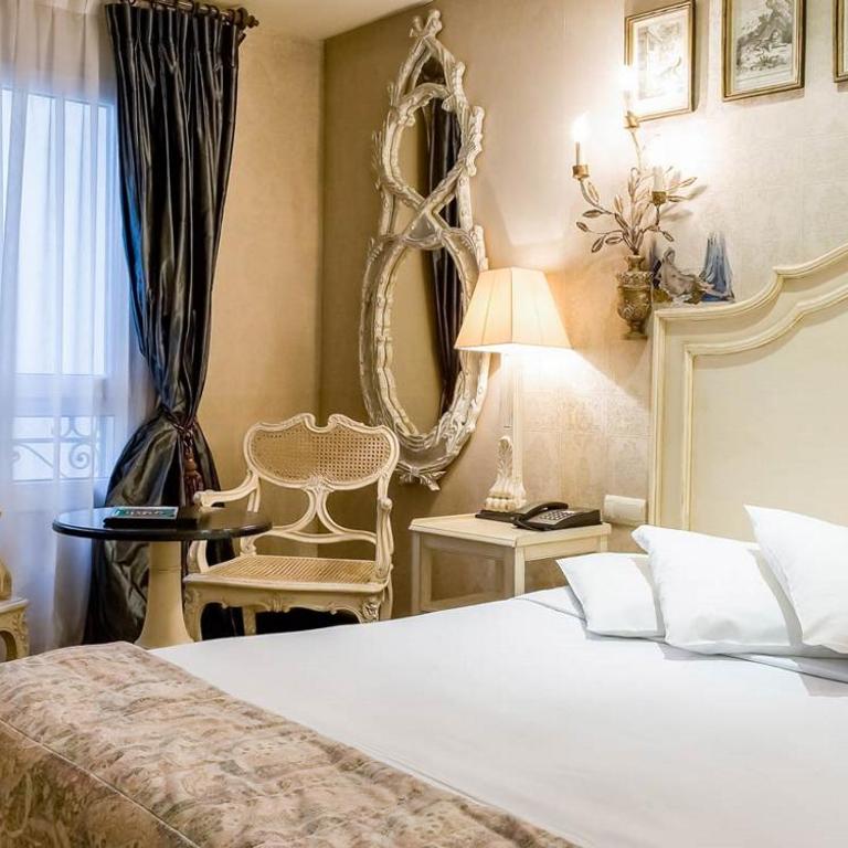 Hôtel Chateaubriand - Chambre Double Supérieure - 3