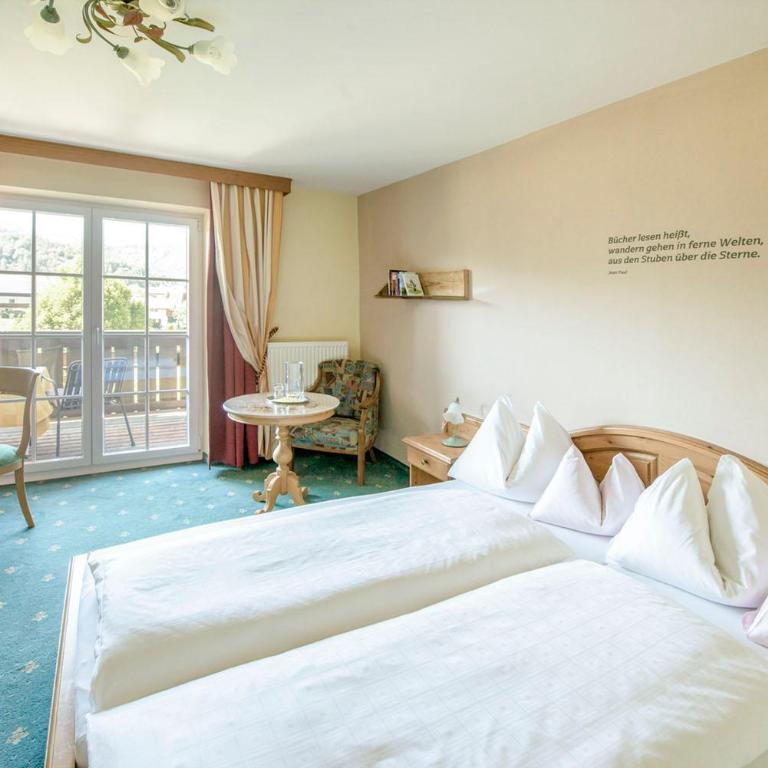 Garni Haus Sonnleitn - Adults only - Doppelzimmer mit Bergblick - 2