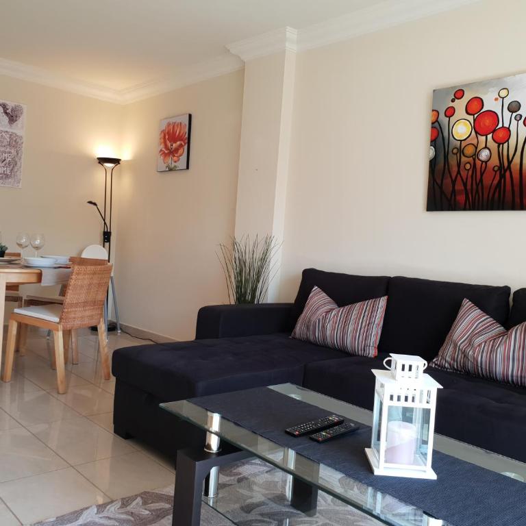Terrazas del Duque 2, terrace, sea view, only 300 m to beach, heated pool, wifi internet, dishwasher, washing machine - Apartamento con vistas al mar - 11