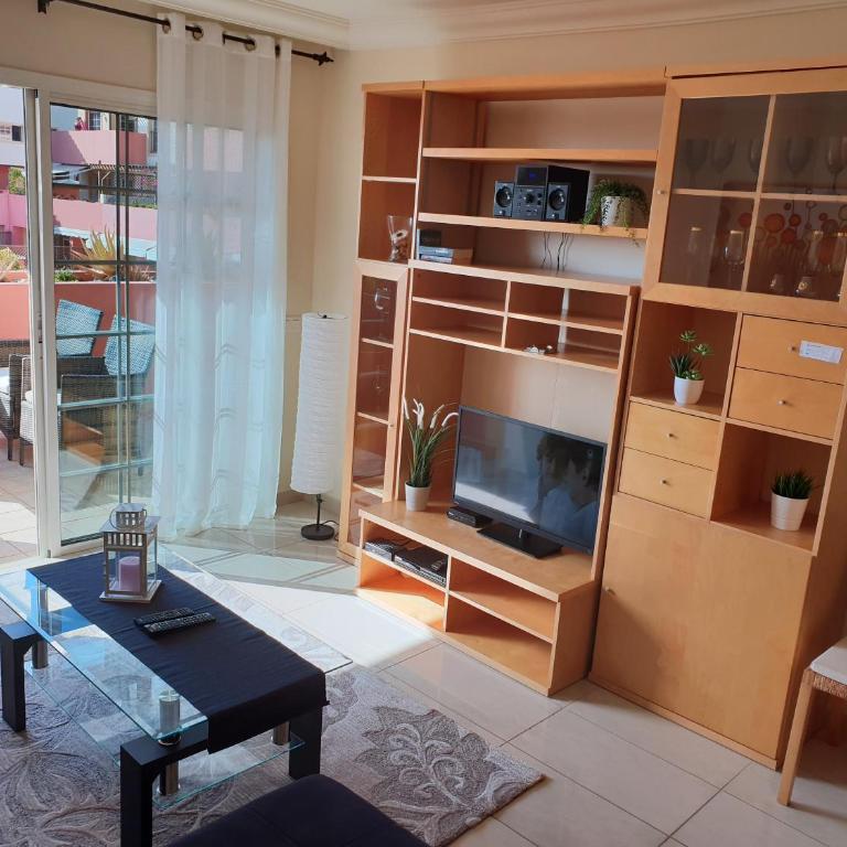 Terrazas del Duque 2, terrace, sea view, only 300 m to beach, heated pool, wifi internet, dishwasher, washing machine - Apartamento con vistas al mar - 14