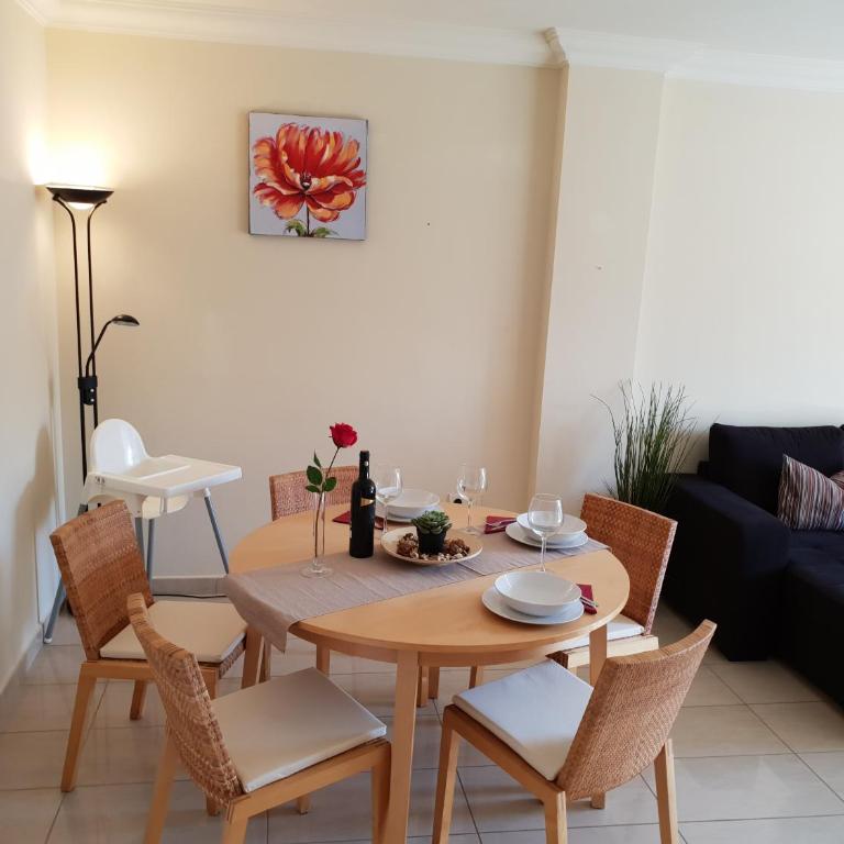Terrazas del Duque 2, terrace, sea view, only 300 m to beach, heated pool, wifi internet, dishwasher, washing machine - Apartamento con vistas al mar - 17